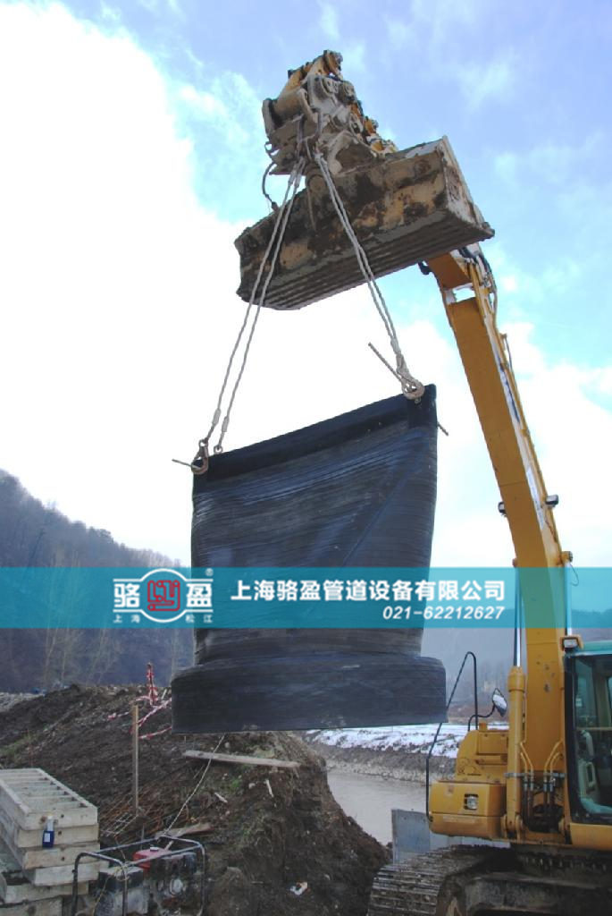 大口徑橡膠法蘭式<a href=http://m.yhtyp.com/ target=_blank class=infotextkey><a href=http://m.yhtyp.com target=_blank class=infotextkey>鴨嘴閥</a></a>安裝圖